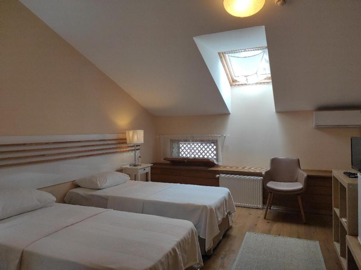 Camlihemsin Tasmektep Hotel Bagian luar foto