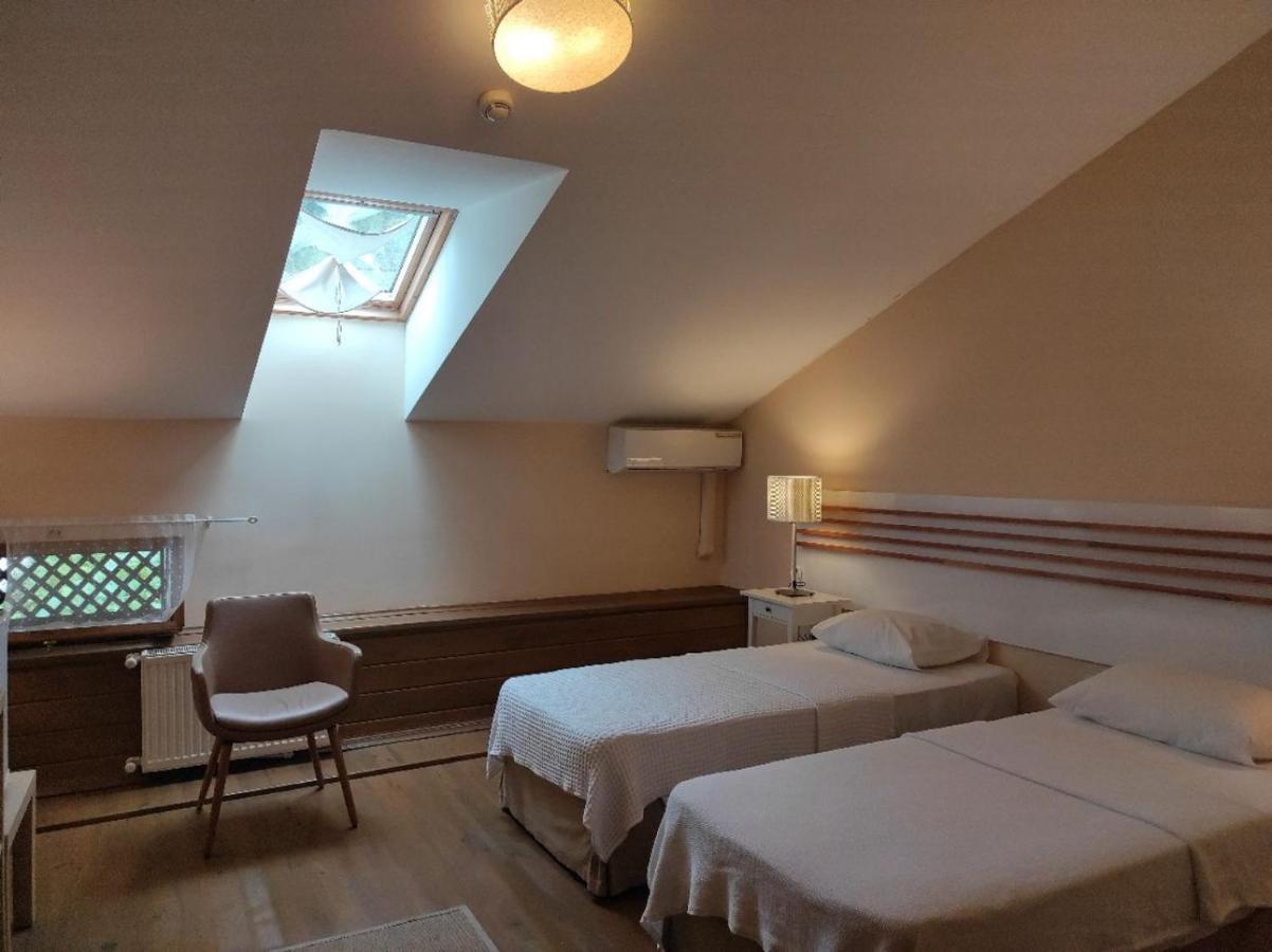 Camlihemsin Tasmektep Hotel Bagian luar foto
