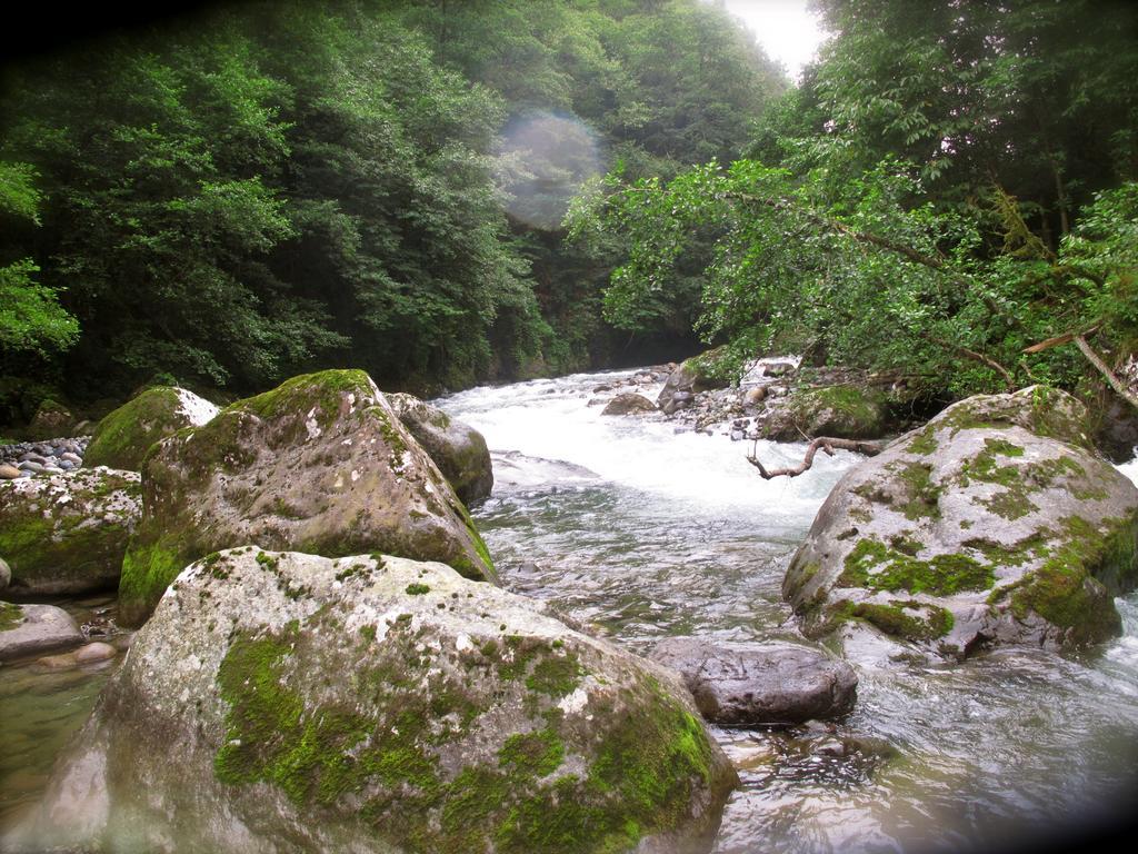Camlihemsin Tasmektep Hotel Bagian luar foto