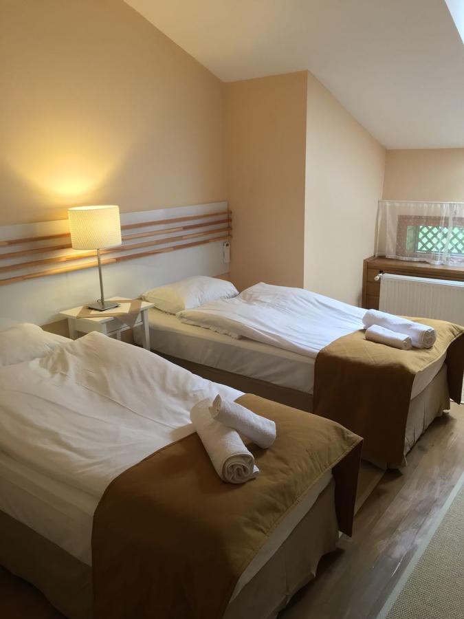 Camlihemsin Tasmektep Hotel Bagian luar foto